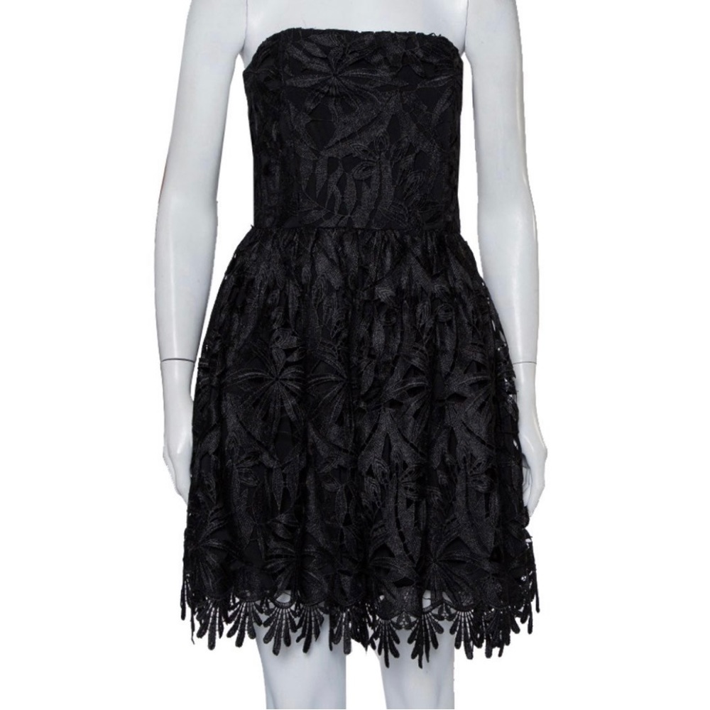 Elegant but sexy black lace dress